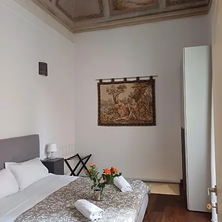 Apartment Palazzo Alferi- Affitti Brevi Italia L'Aquila