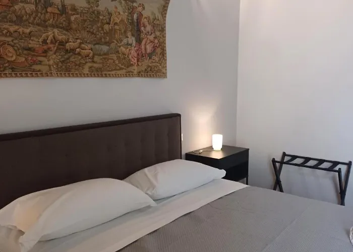 Apartment Palazzo Alferi- Affitti Brevi Italia LʼAquila