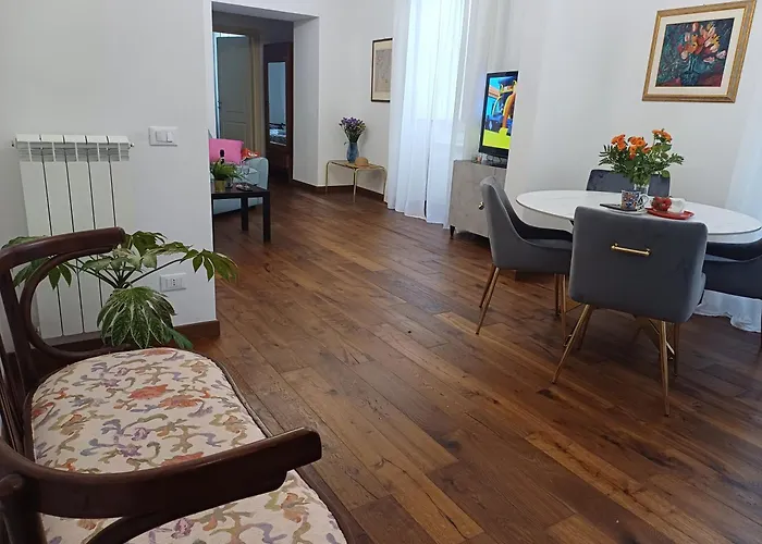 Palazzo Alferi- Affitti Brevi Italia * LʼAquila